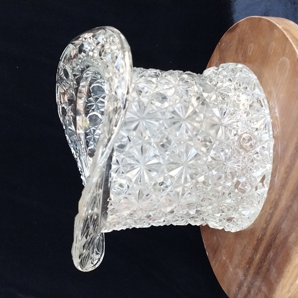 Huge Vintage Fenton glass top hat Button & Daisies Good Condition-One Chip Noted - Picture 6 of 12